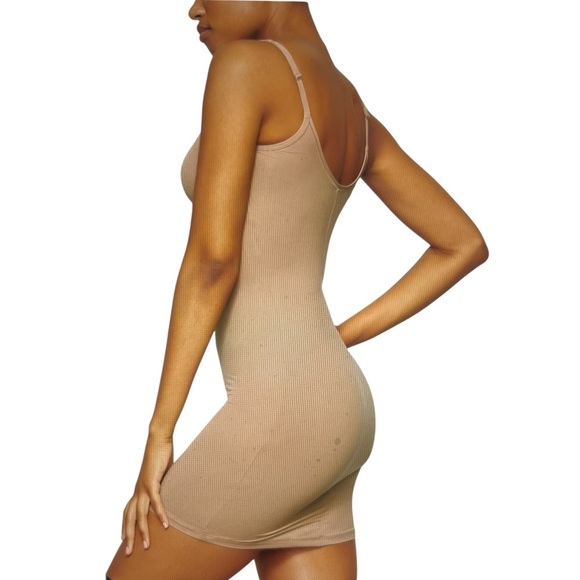 NEW sienna shapewear seamless sculpt slip dress - Picture 4 of 5